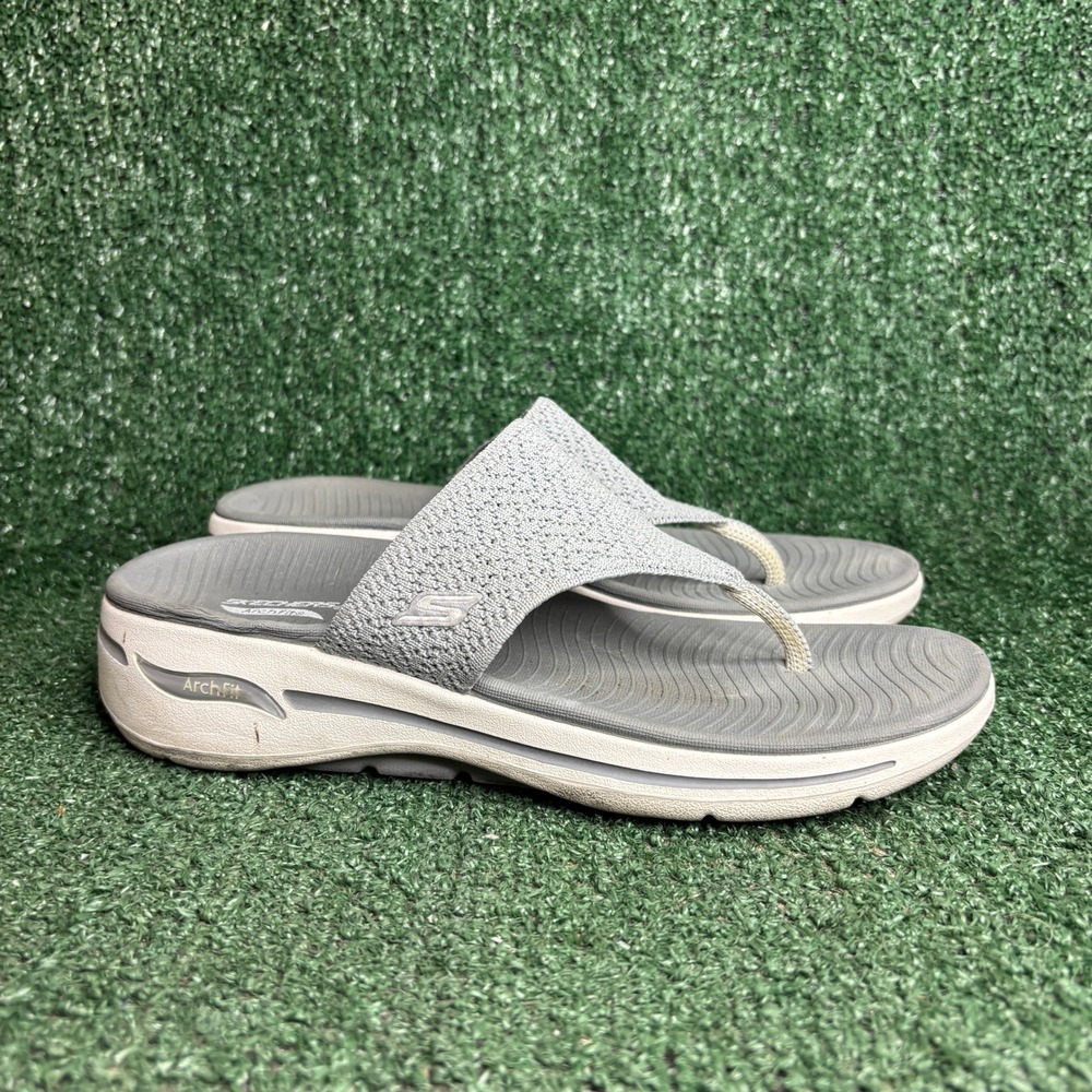 Skechers Arch Fit Go Walk Weekender Knit Thong Comfort Sandal Gray Womens Size 9